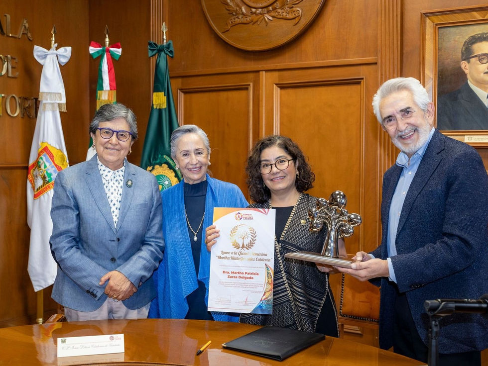 Recibe Rectora de la UAEMéx  Patricia Zarza, el primer “Lauro a la Eficacia Femenina