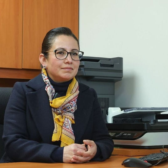 De las aulas mexiquenses al reconocimiento internacional: distinguen a académica de la UAEMéx