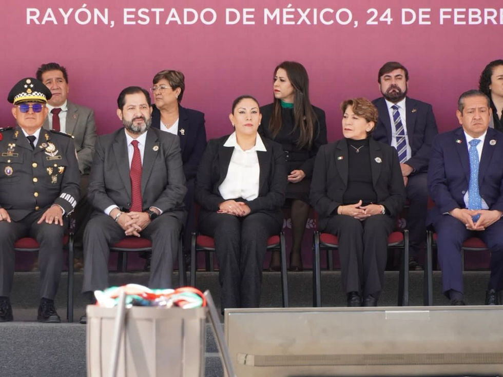 Participan congresistas en ceremonia por ‘Día de la Bandera’