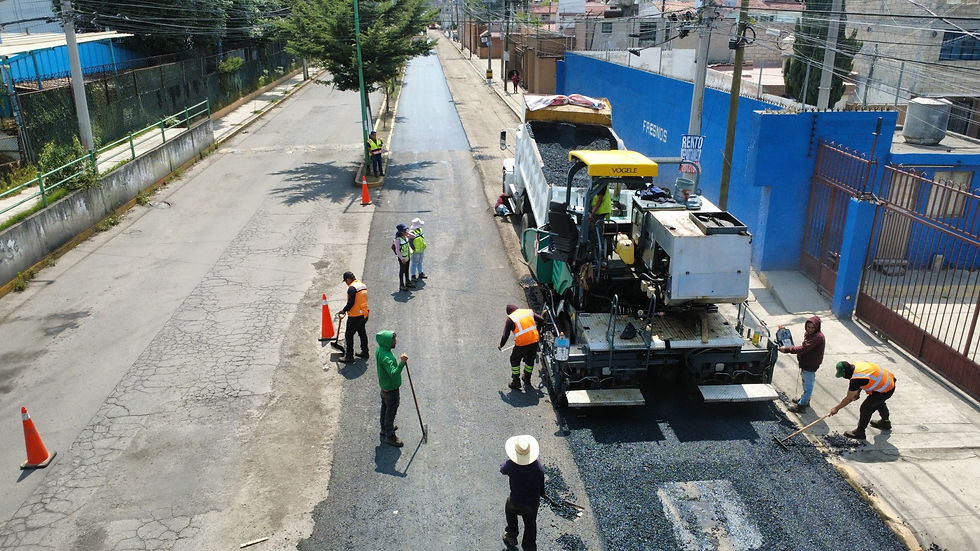 Registran trabajos en el Paseo Vicente Lombardo Toledano avance del 60%