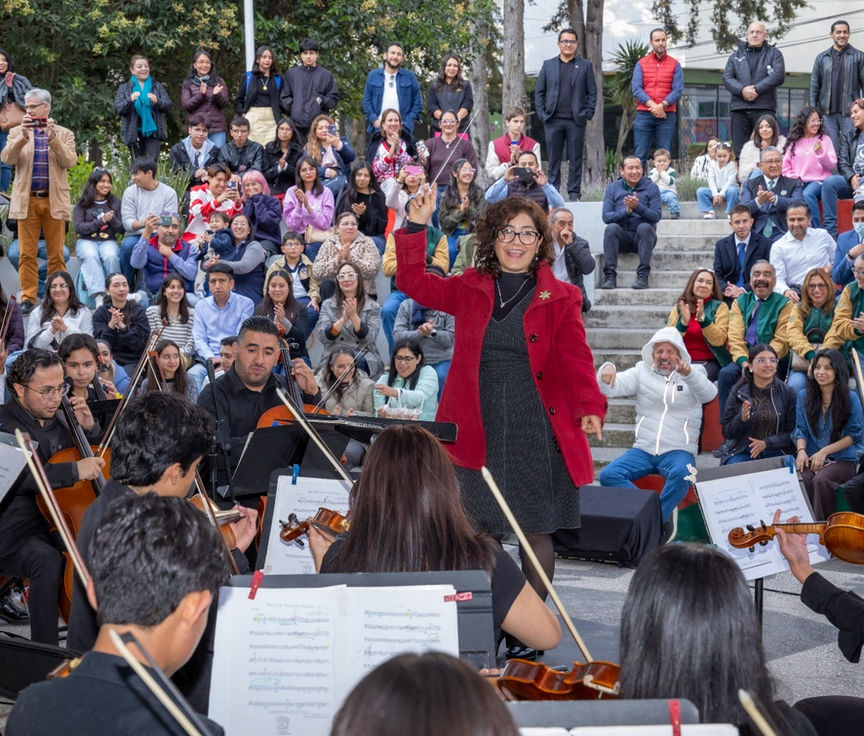 Enciende el espíritu navideño la Orquesta Sinfónica Juvenil de la UAEMéx
