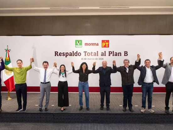 Tras reunión en Gobernación, PT y PVEM anuncian "total respaldo" al plan B