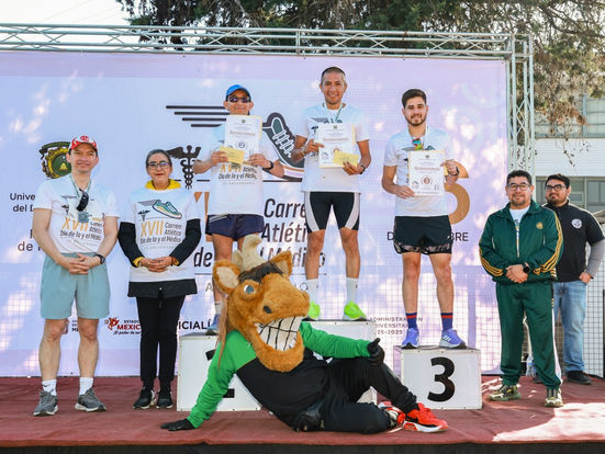 Casi mil competidores en la Carrera Atlética Conmemorativa al Día de la y el Médico 2025 de la UAEMéx