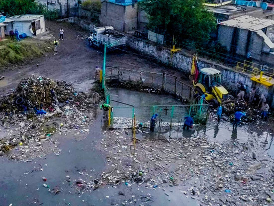 Limpian la presa El Ángulo y Río Hondo, retiran más de 80 toneladas de basura