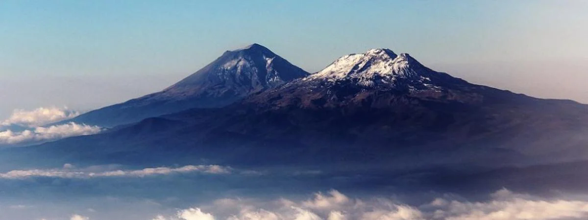 popocatepetl-e-iztaccihuatl-2-grandes-maravillas-en-mexico.webp