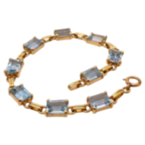 IGI Certified 17 CT Blue Aquamarine 14K Yellow Gold Bracelet