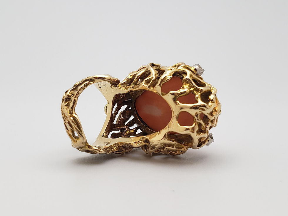Thumbnail: 18K Yellow Gold 20 CT Orange Coral Diamond Vintage Ring