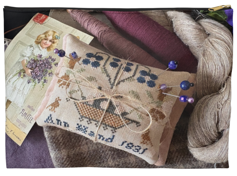 ZIPPER POUCH: ANN'S VIOLETS by Shakespeare's Peddler
