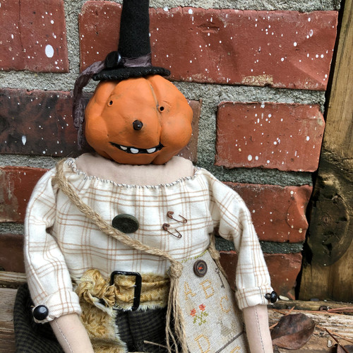 AVAILABLE NOW: HALLOWEEN BOX | KittenStitcher