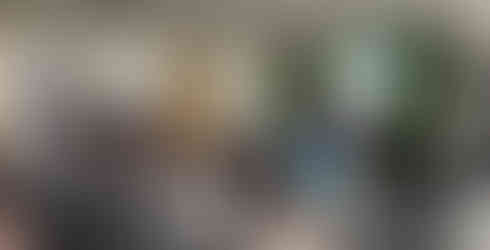 Kelly Hayes McAlonie addresses the audience about her book.