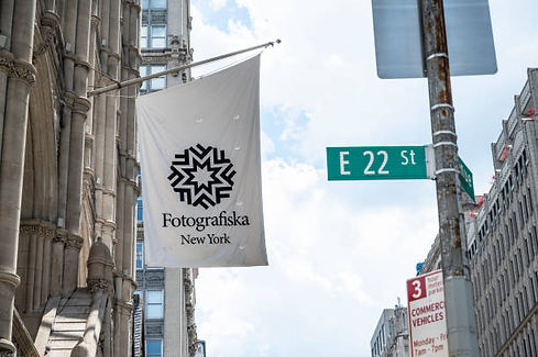 fotografiska-banner-new-york-city.jpg_s=612x612&w=0&k=20&c=eKJfMGMSUbUeBx2wAwXfA3MeYYvf4y8