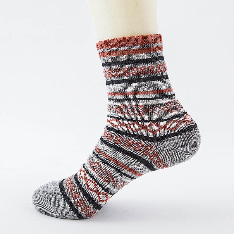 थंबनेल: Winter Thick, Warm Striped Wool Socks 