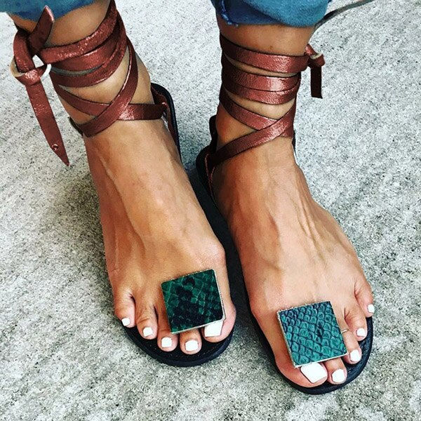Thumbnail: Women's Flat Open-Toe Leopard Casual Shoes