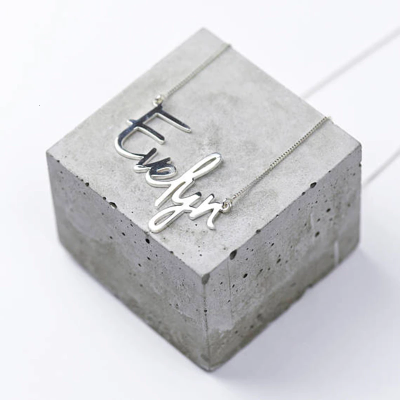 Thumbnail: Fashion Personalized Carrie Style Leter Pendant Necklace For Women Gold Custom
