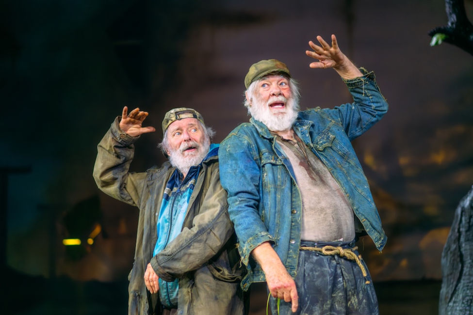 George Costigan as Vladimir and Matthew Kelly as Estragon in Waiting for Godot at Glasgow Citizens Theatre. Photo credit: Mihaela Bodlovic
