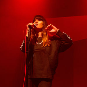 Lucie Barât, Standing In The Shadows of Giants. Photo credit: Beth Chalmers