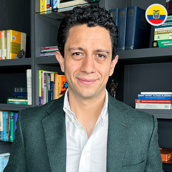 Victor-Cabezas---CUADRADA.png