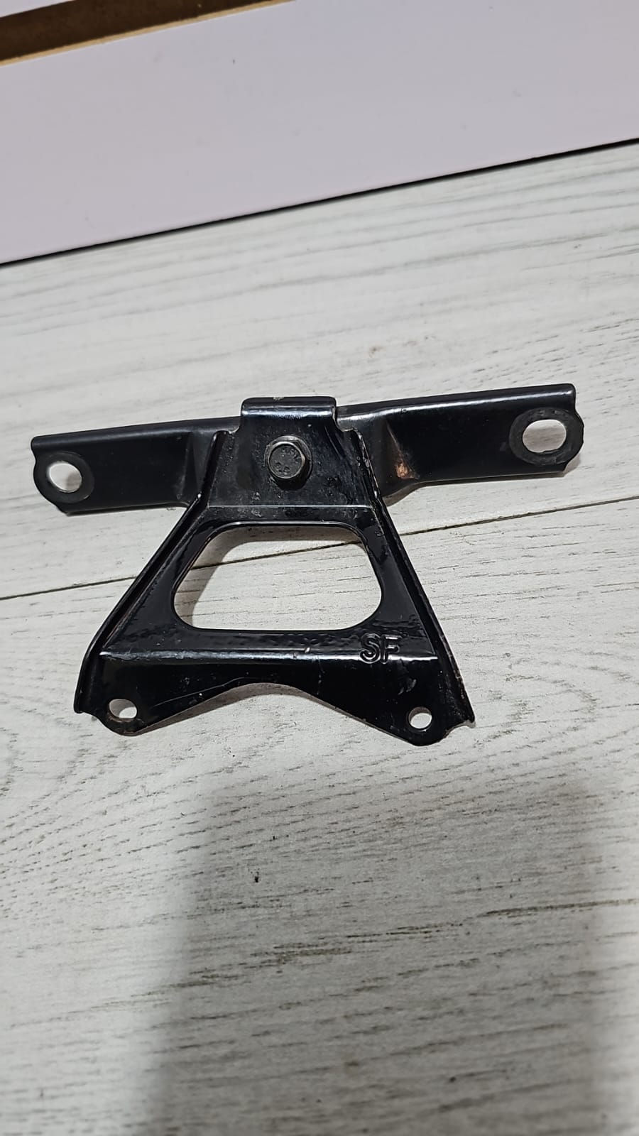 Miniatura: Soporte delantero de motor (Base frontal de motor)