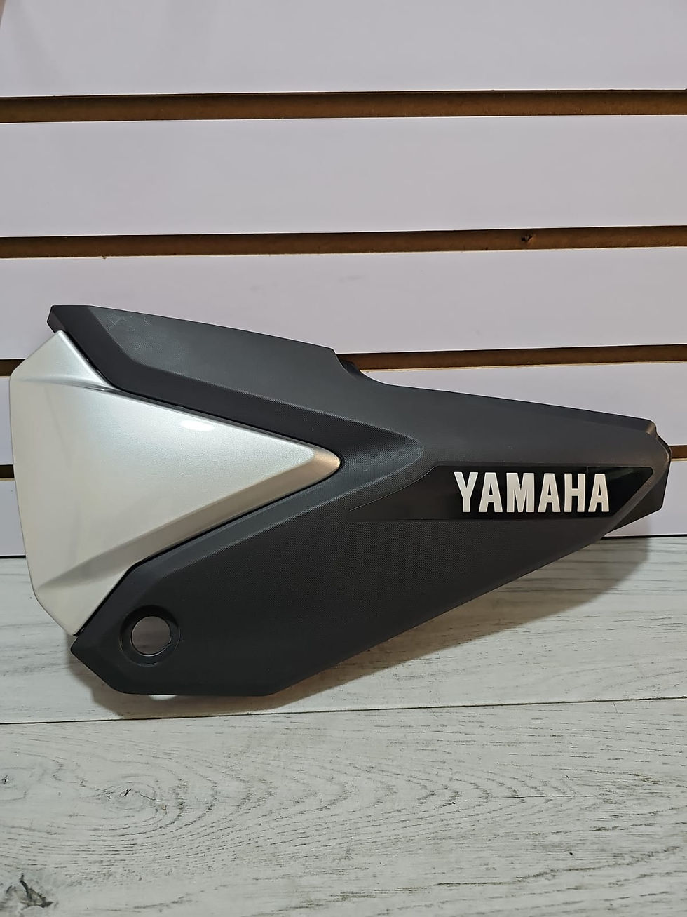 Miniatura: Tapa lateral derecha Yamaha (cover side 1)