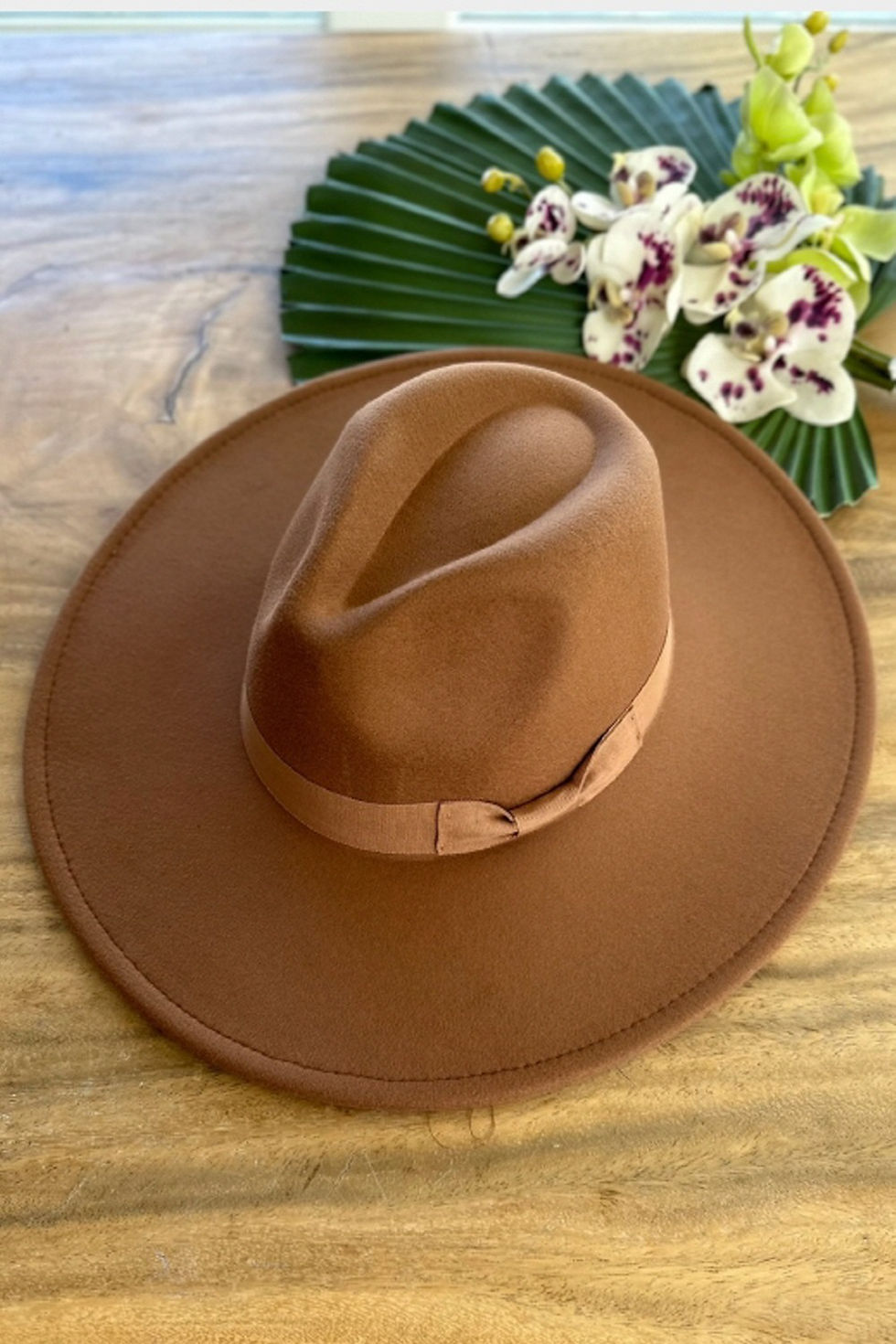 Thumbnail: Classic Wide Brim Felt Hat