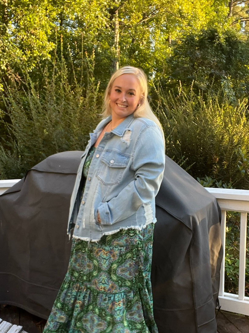Thumbnail: Distressed Cropped Denim Jacket Curves