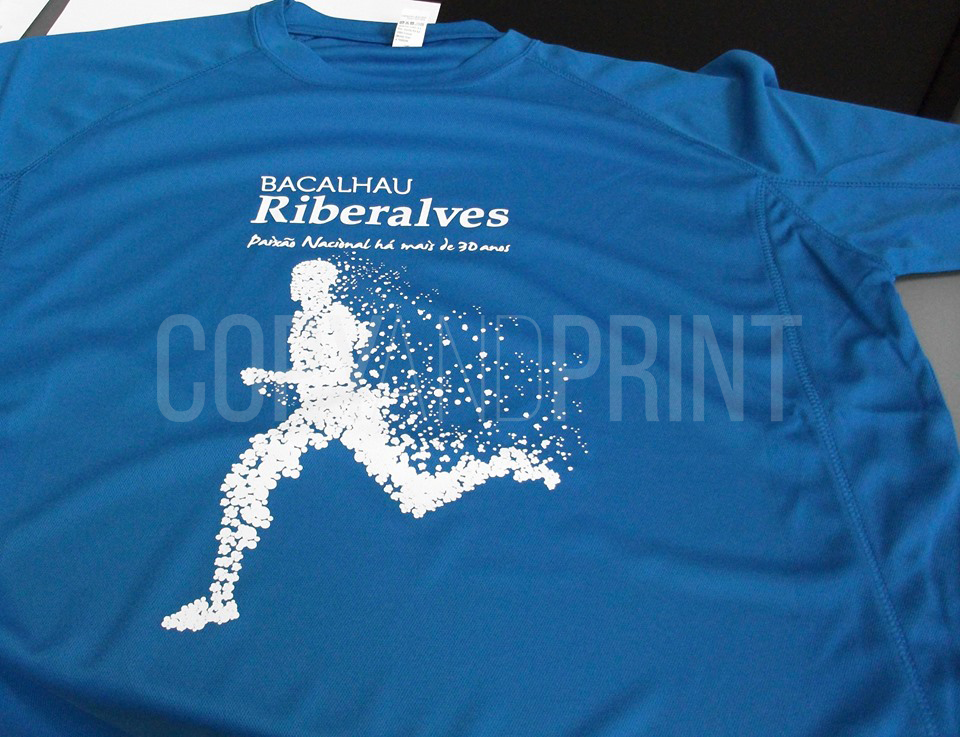 T-shirt Desporto Estampagem