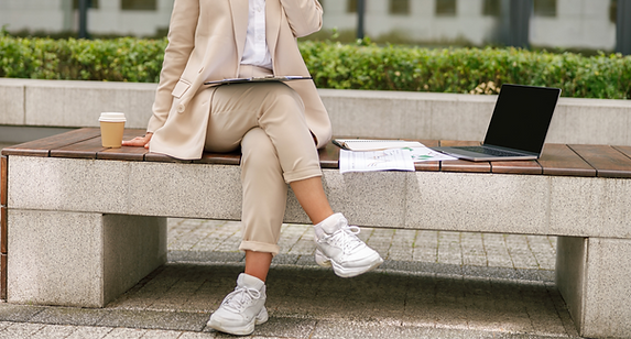 close-up-of-woman-manager-talking-phone-while-work-2023-11-27-05-00-08-utc_edited_edited.p