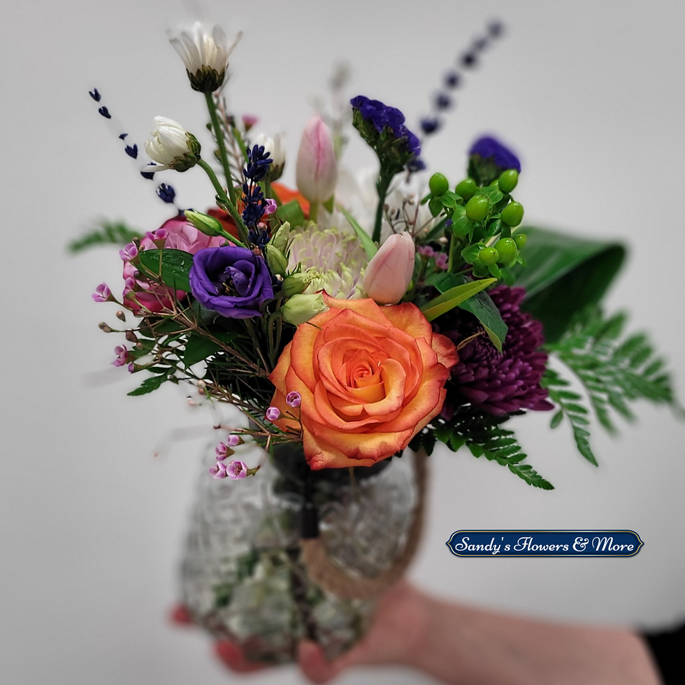 Arrangements | Sandy's Flowers