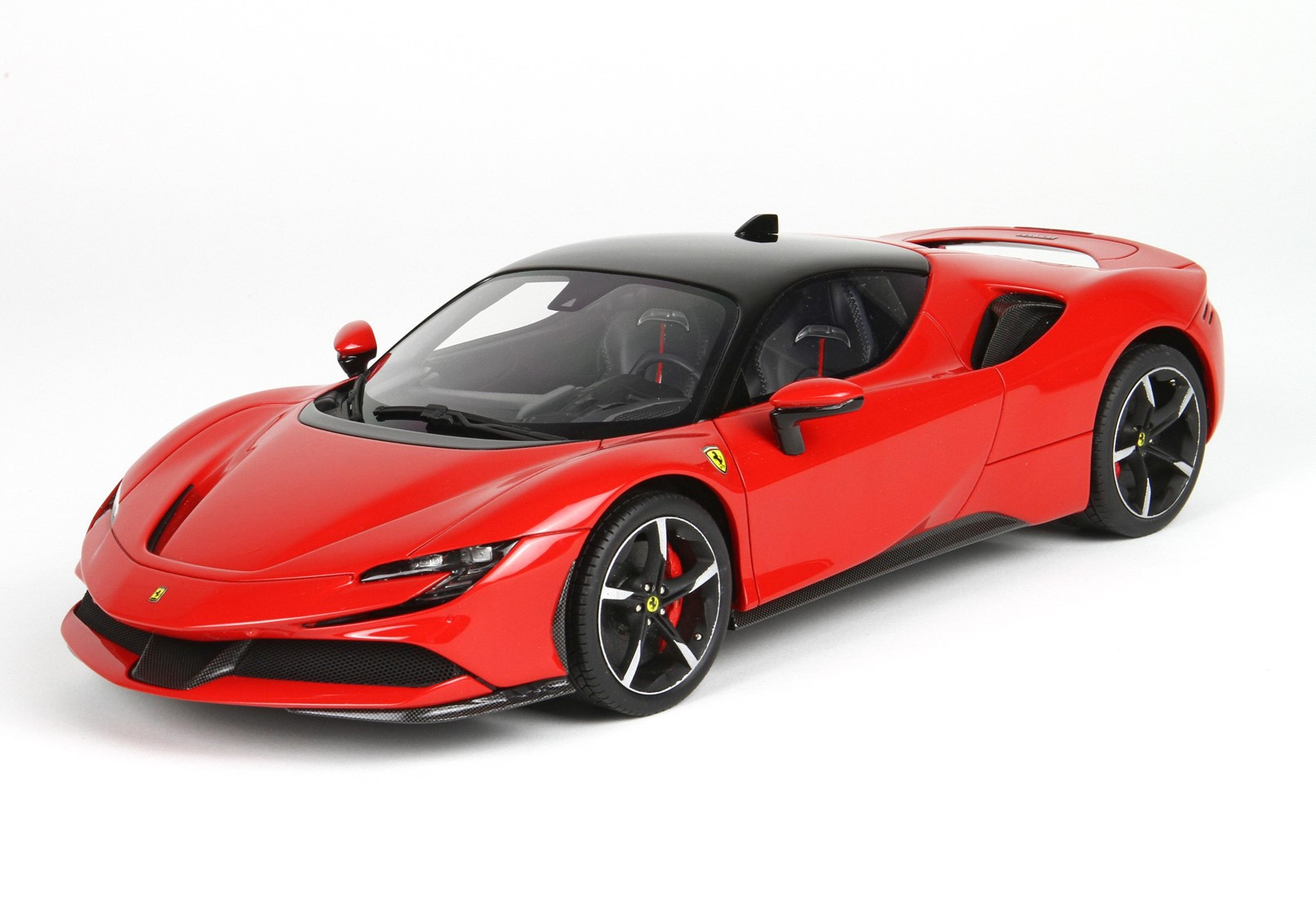 BBR 1/18 Ferrari SF90 Stradale Rosso Corsa