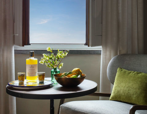 57-Anantara_Amalfi_Hotel_Deluxe_Sea_View_Room_Detail_landscape