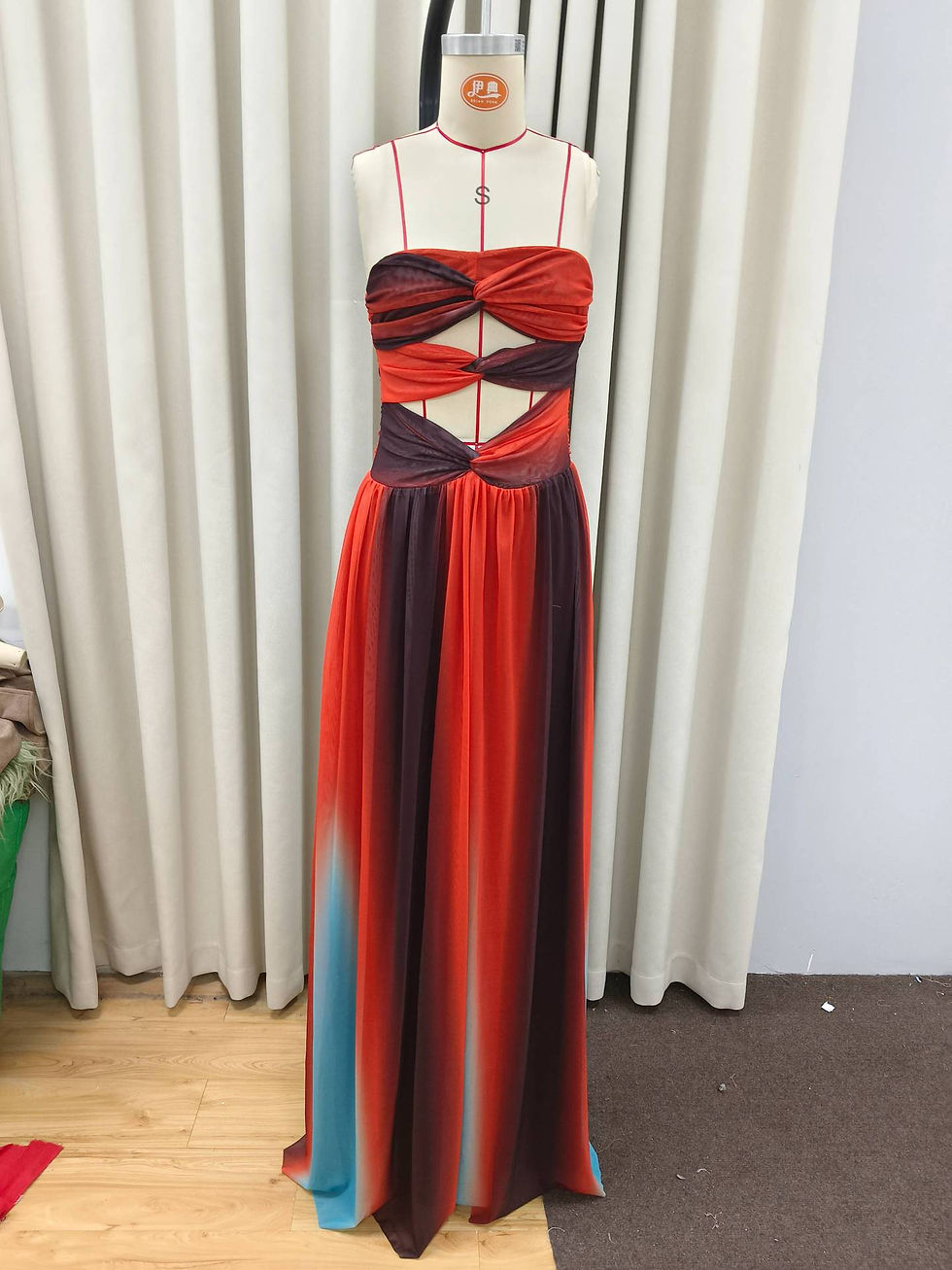 Thumbnail: Tie-Dye Gradient Strapless Maxi Dress