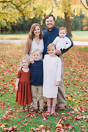 AnthonyFamily_Fall2023-1_websize (2).jpg