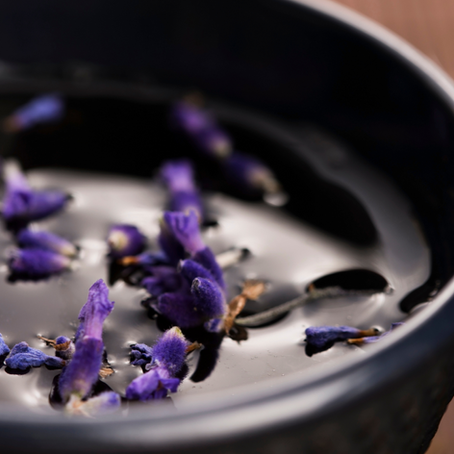 4 Incredible Benefits of Lavender Tea
