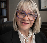 Kelly McMillen_Headshot_Bookkeeping.jpeg