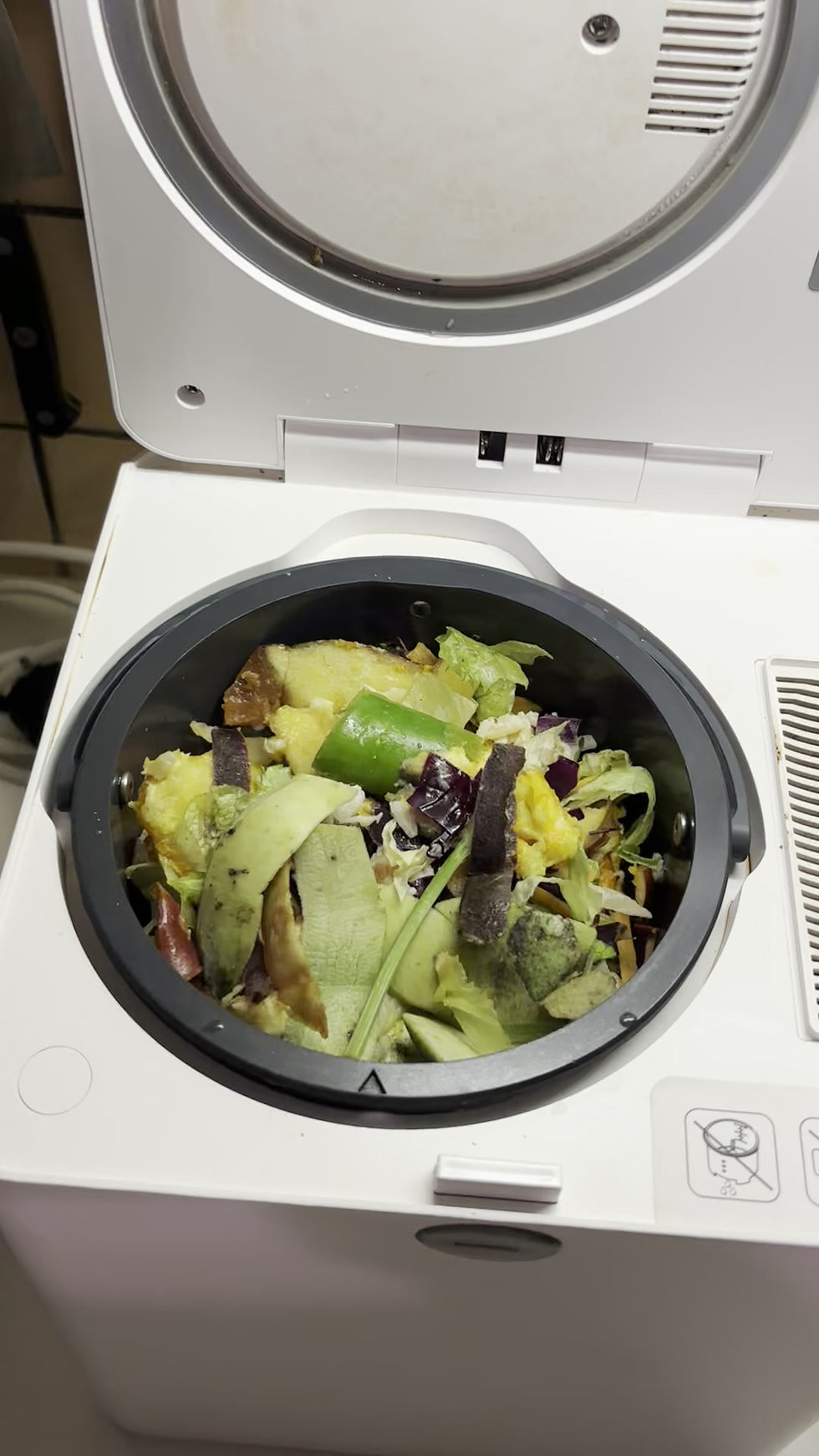 Küçük resim: HQD-260 Camsız Akıllı Ev Tipi Kompost Makinesi 2.5L