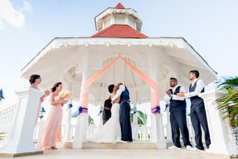 Edmonton Couple Married in Jamaica