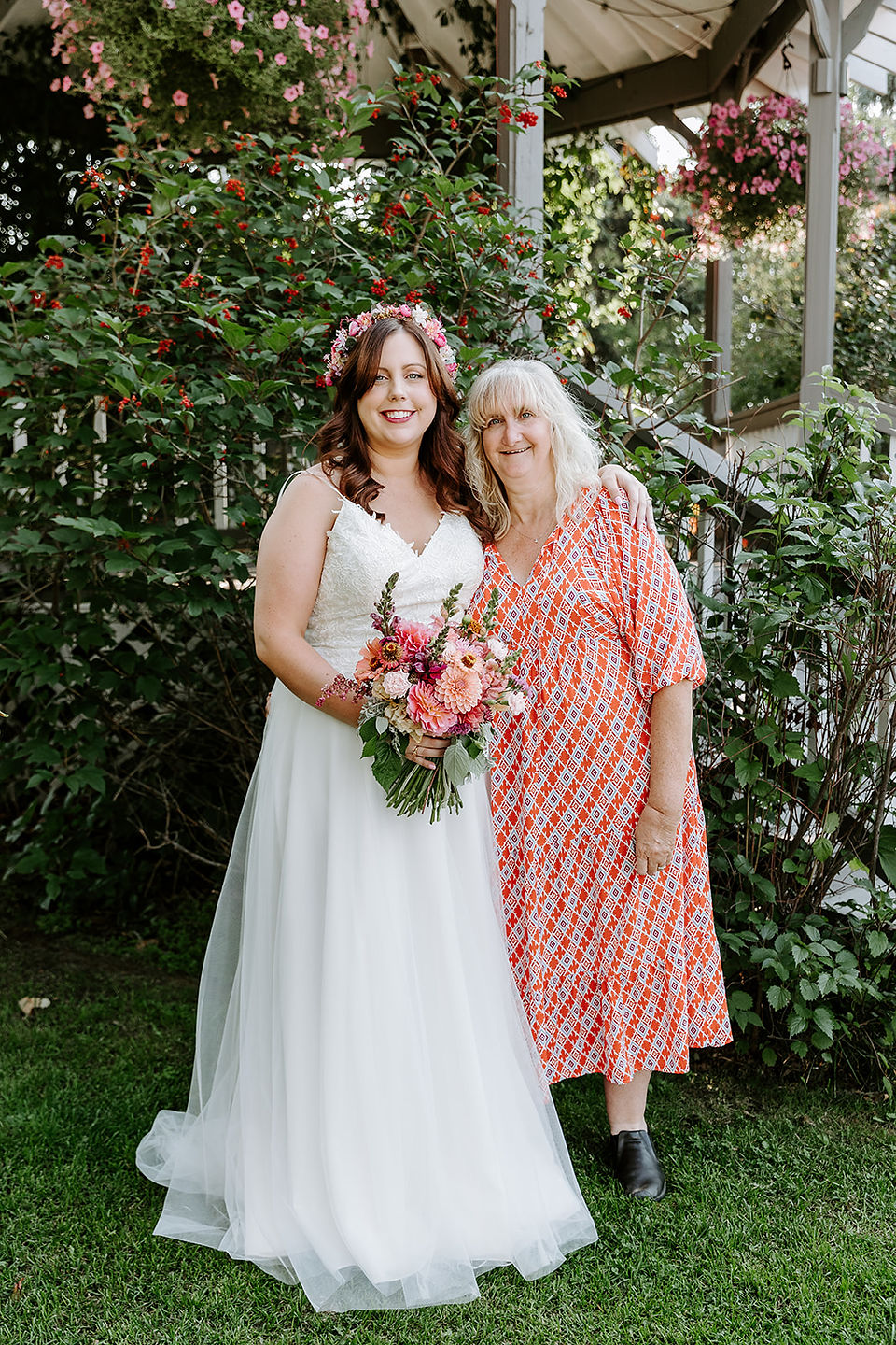 Hasting Lake Gardens Wedding Family Photos