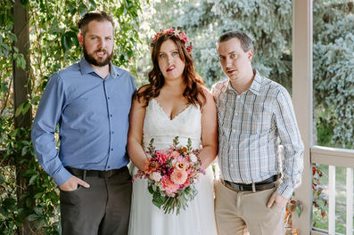 Hasting Lake Gardens Wedding Family Photos