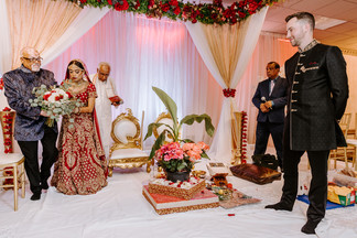 bride and groom seeing each other for the first time