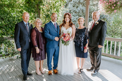 Hasting Lake Gardens Wedding Family Photos