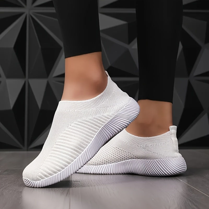 Women's Shoes Lightweight Breathable Mesh Slip-On Sneakers Black White Sport Run