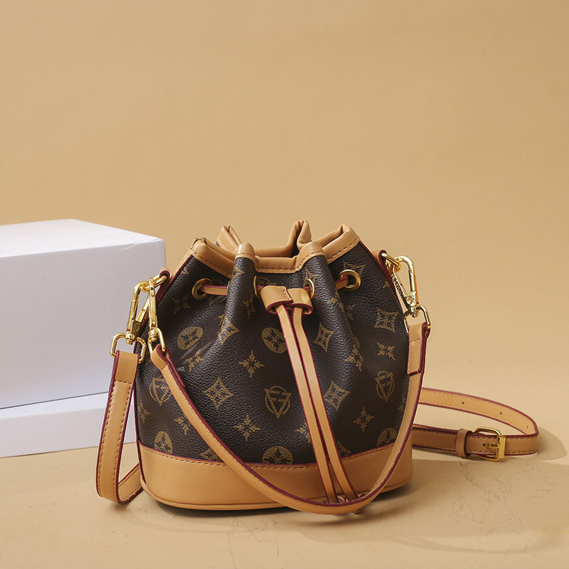 2026 Lady Luxurious Retro Bucket Bag-Shoulder Sling Bag, Backpack, Handbag, Prin