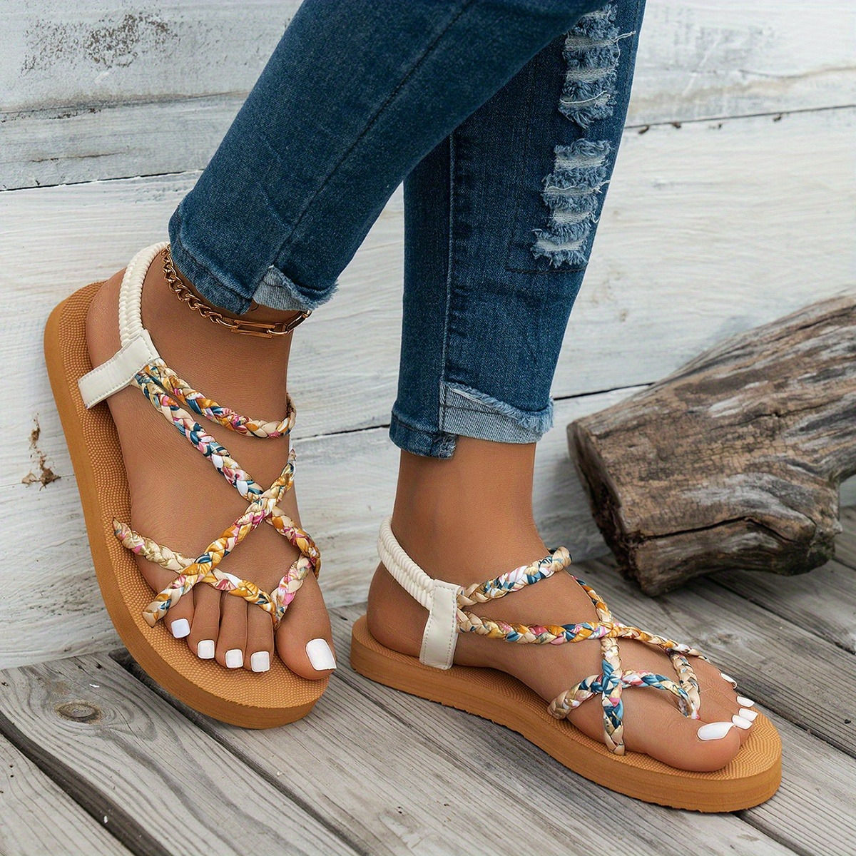 Fashionable Lightweight Large Size Beach Sandals for Women Summer New Round Head