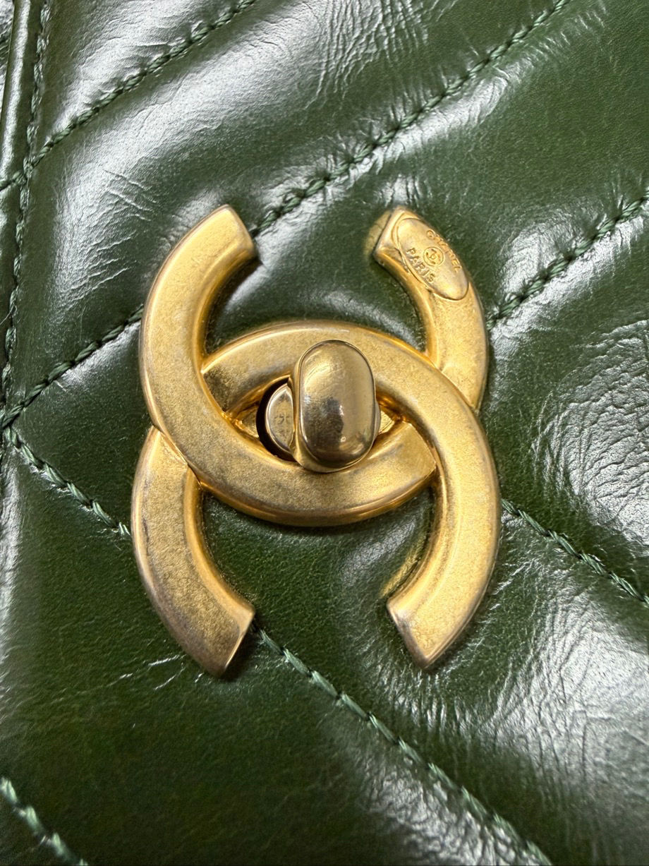 Thumbnail: 二手Chanel Coco Handle Medium
