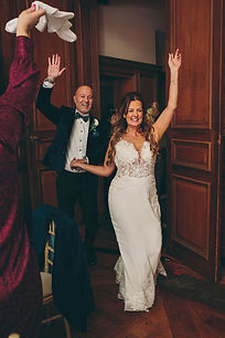 Vicky & Julian-CowleyManor -credit JodySuttonPhotograpy