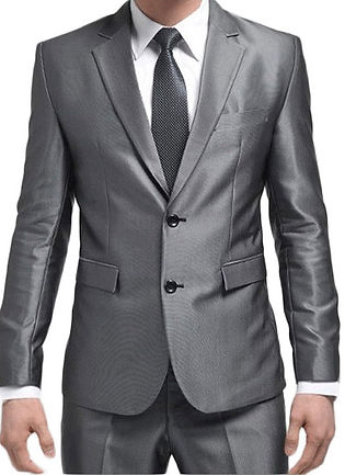 TRAJE.jpg