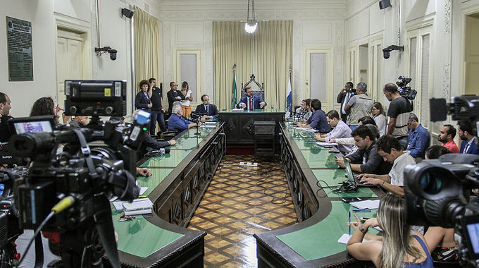 CONSELHO DE ÉTICA REJEITA ARQUIVAMENTO DE PROCESSO CONTRA DEPUTADOS