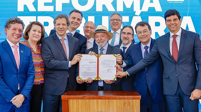 "BRASIL DECIDIU SER GRANDE E COMPETITIVO", DIZ LULA