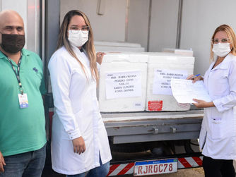 MAIS DE 4 MIL DOSES DA VACINA CONTRA COVID-19 CHEGAM EM BARRA MANSA 