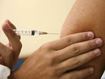 ESTADO DISTRIBUI MAIS DE 500 MIL DOSES DE VACINA CONTRA COVID-19 PARA 92 MUNICÍPIOS 